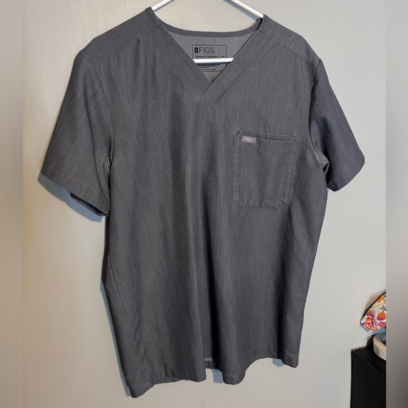 FIGS Scrub Top - Picture 1 of 5